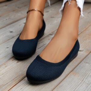 The Aura Knit Mesh Flat
