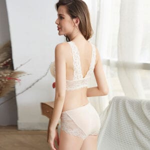 Aura Seamless Lace Wireless Bra