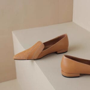 The Madison Square-Toe Leather Flat