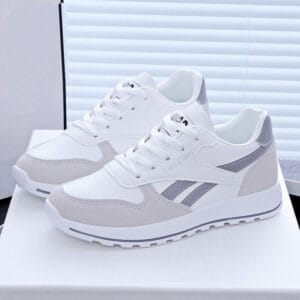 Classic Leather Low-Top Platform Sneakers