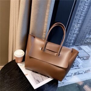 The Sophia Retro Minimalist Tote Bag – Large Capacity Everyday Shoulder Handbag